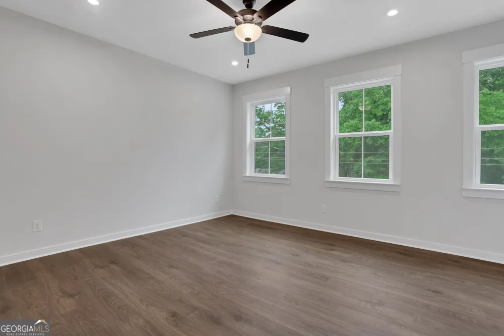110 Bridgecrest RD Roswell, GA 30075