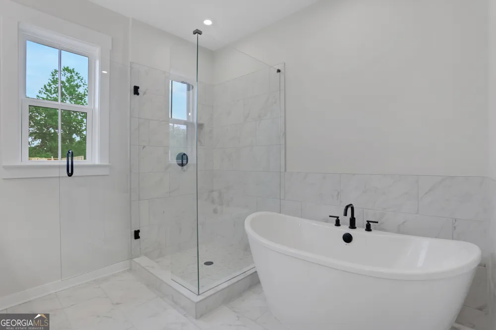 110 Bridgecrest RD Roswell, GA 30075