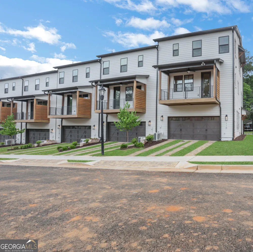110 Bridgecrest RD Roswell, GA 30075