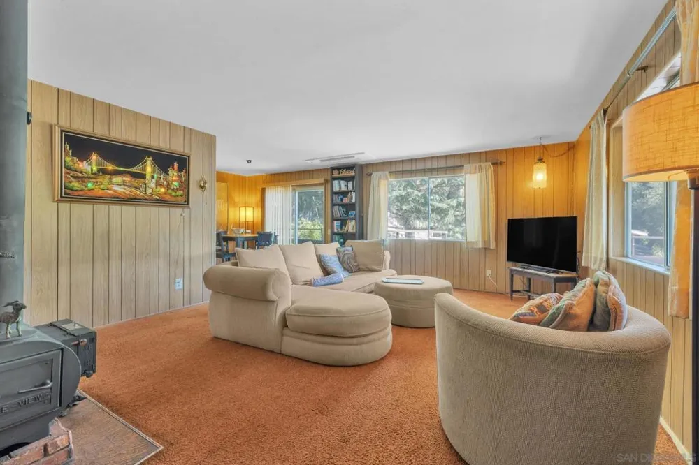 2816 Heliotrope Dr Julian, CA 92036