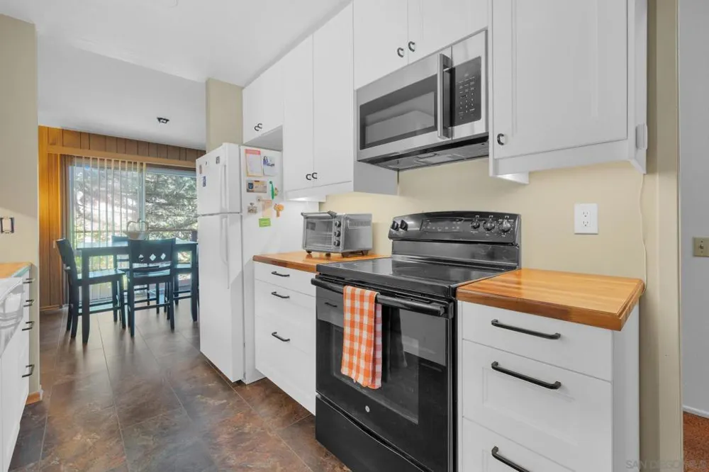 2816 Heliotrope Dr Julian, CA 92036