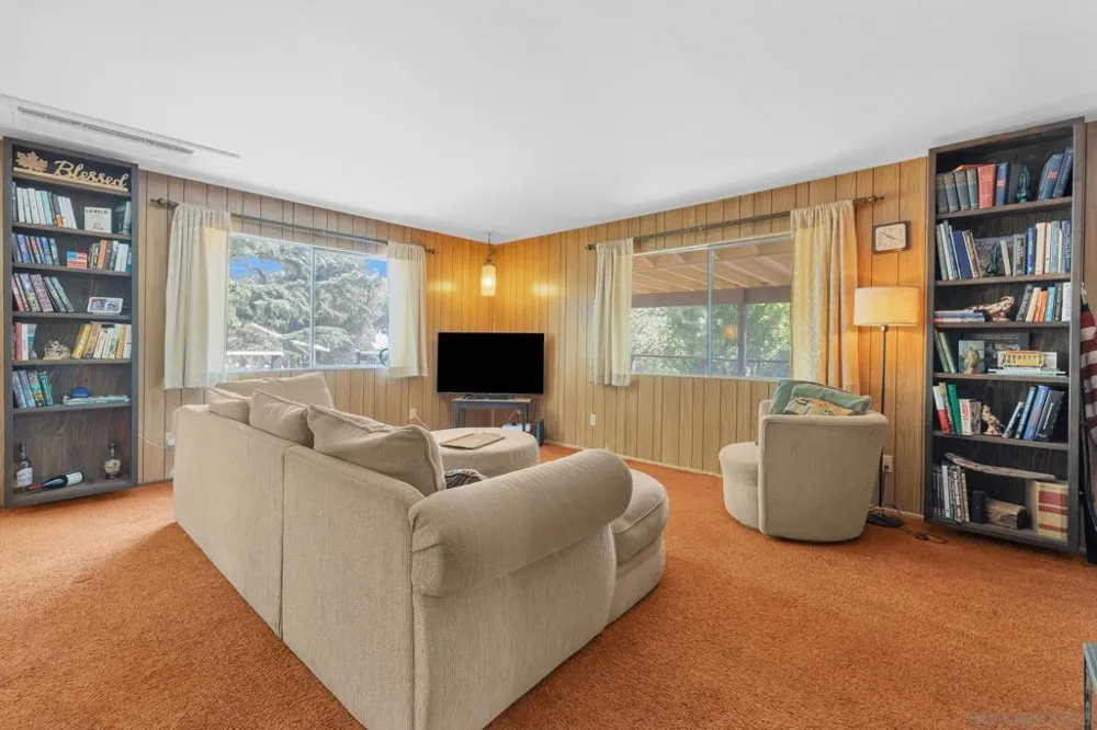 2816 Heliotrope Dr Julian, CA 92036