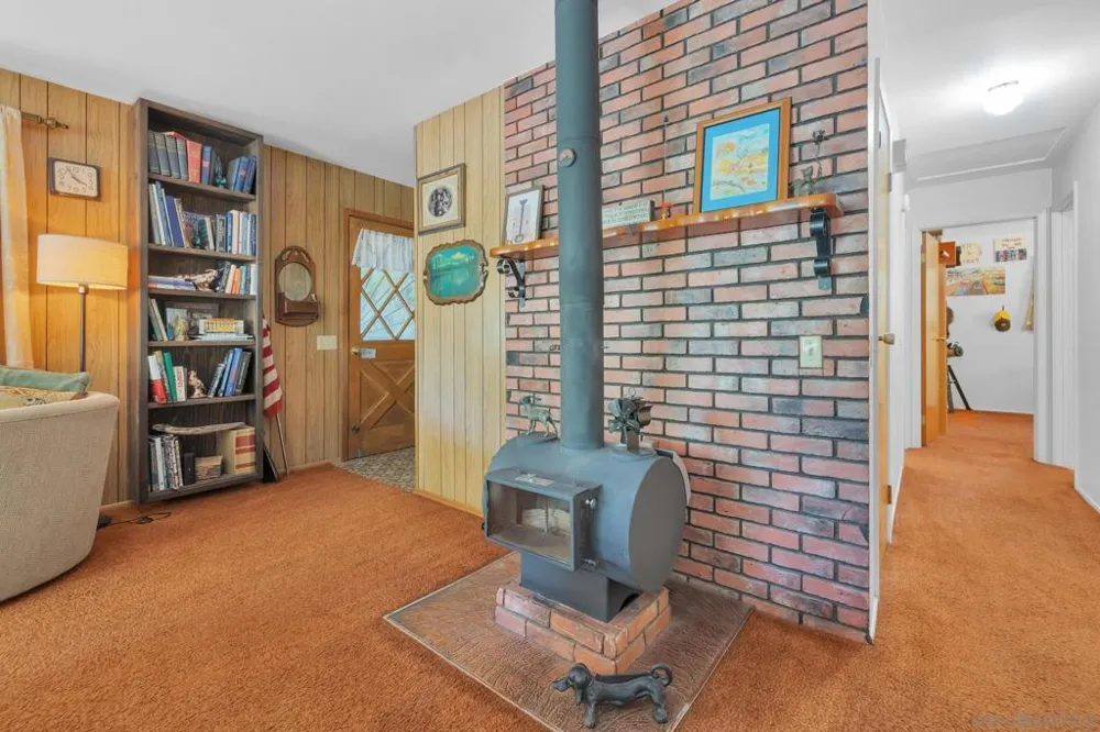 2816 Heliotrope Dr Julian, CA 92036