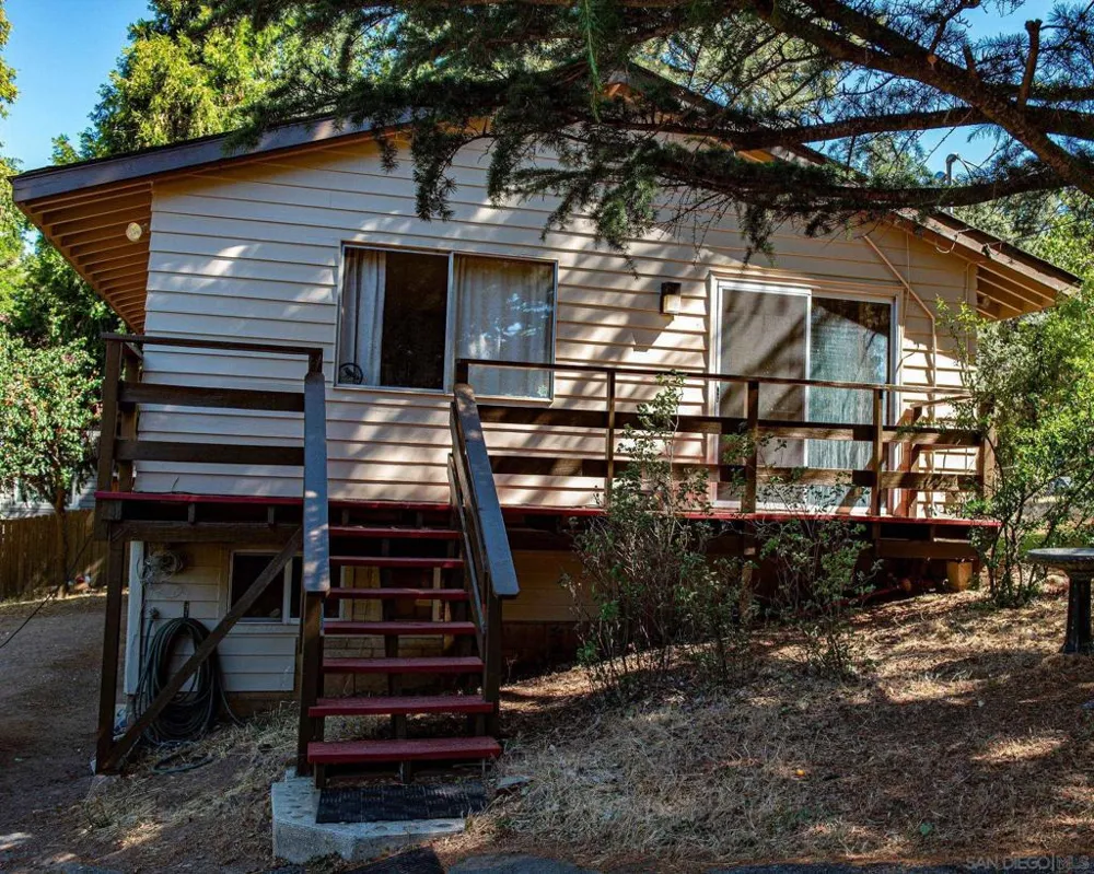 2816 Heliotrope Dr Julian, CA 92036