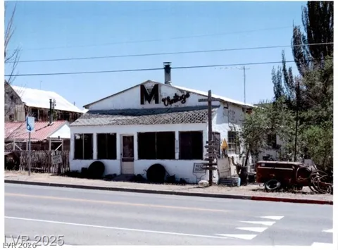 100 E Crook Avenue