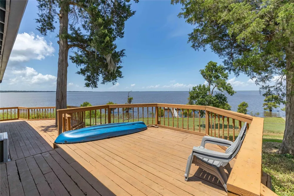 3843 Simon Road Anahuac, TX 77514