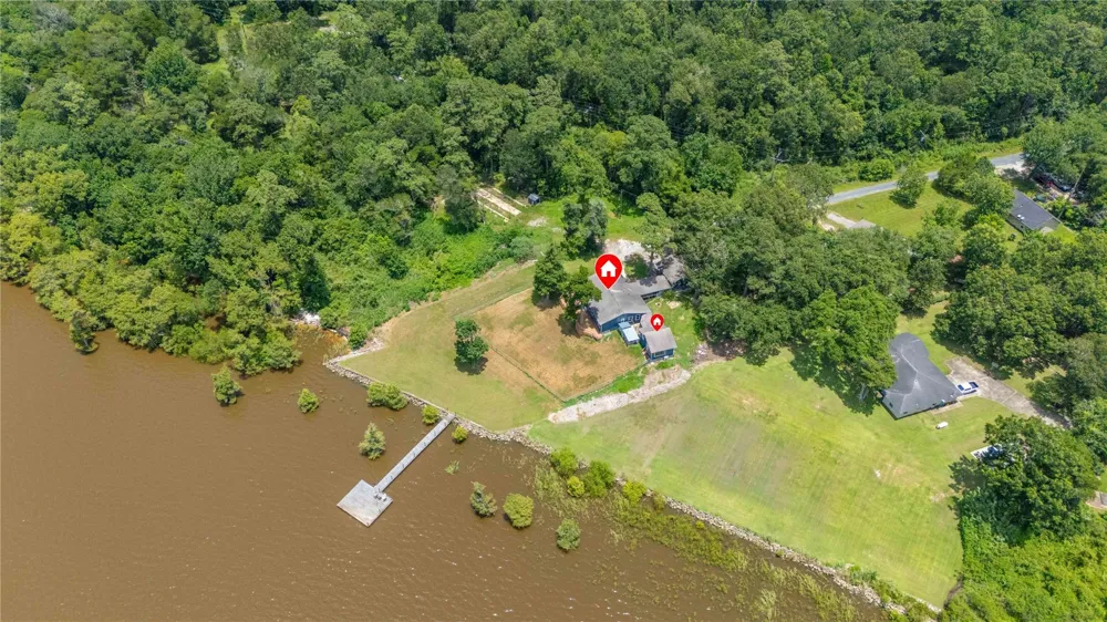 3843 Simon Road Anahuac, TX 77514