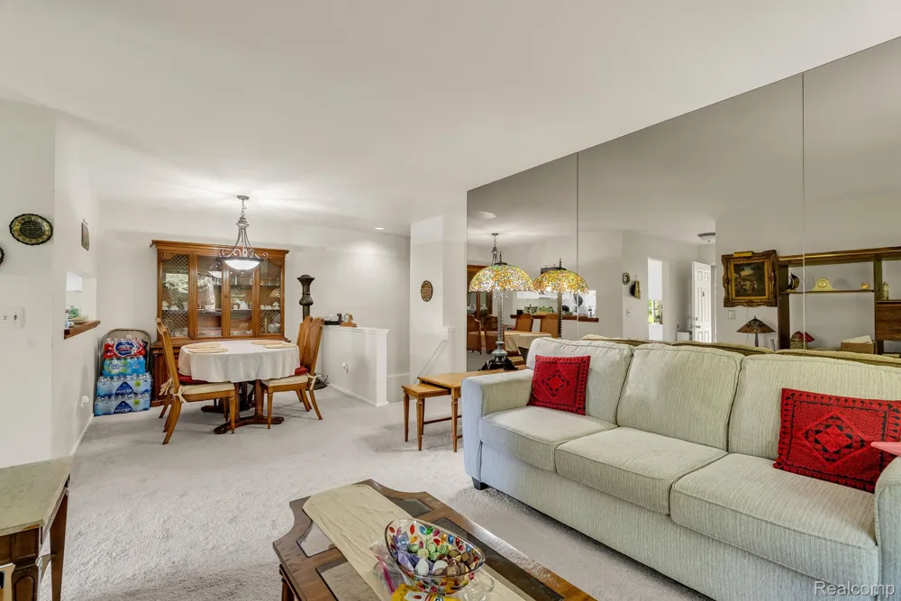 45000 Bayview Drive #3 Novi City, MI 48377