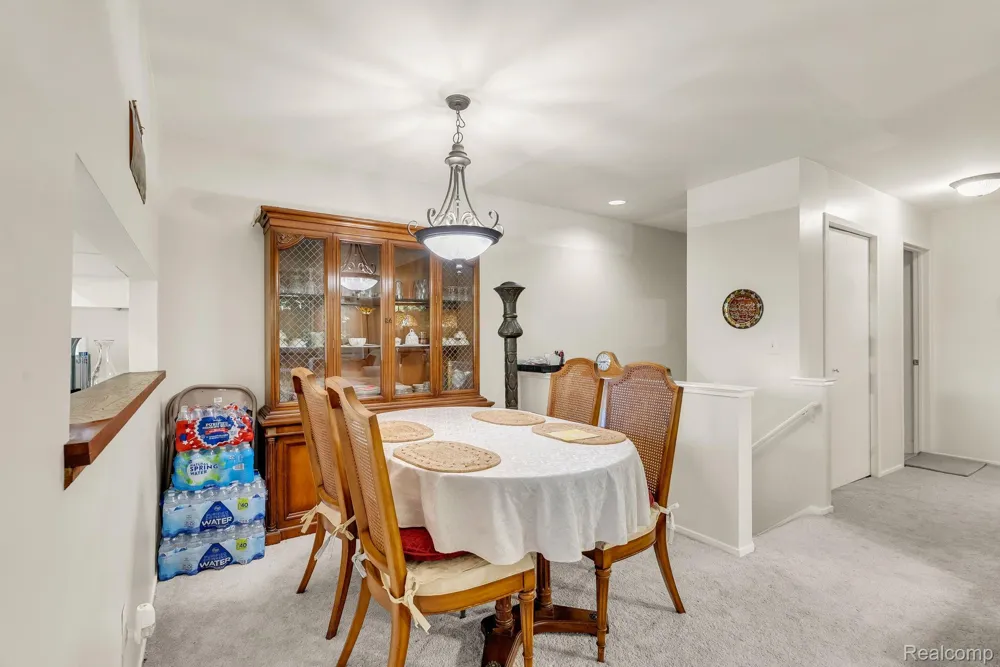 45000 Bayview Drive #3 Novi City, MI 48377