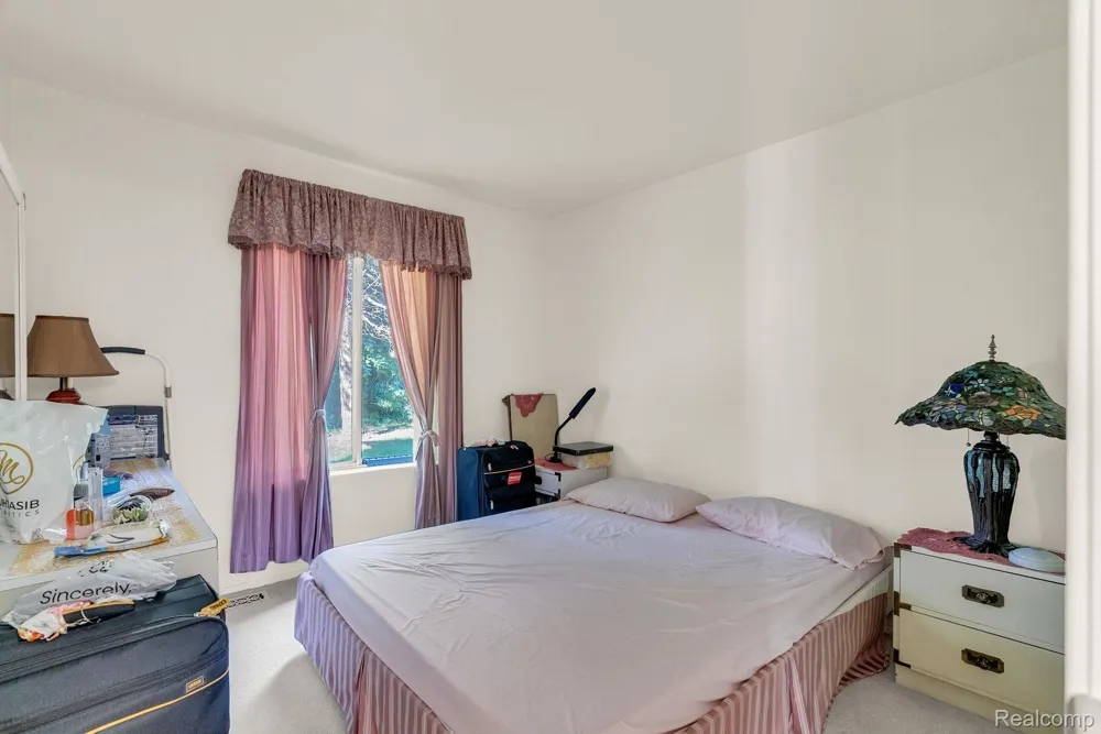 45000 Bayview Drive #3 Novi City, MI 48377