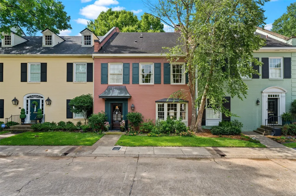 3801 Creswell #12 Shreveport, LA 71106