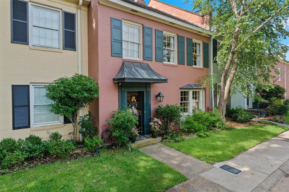 3801 Creswell #12 Shreveport, LA 71106
