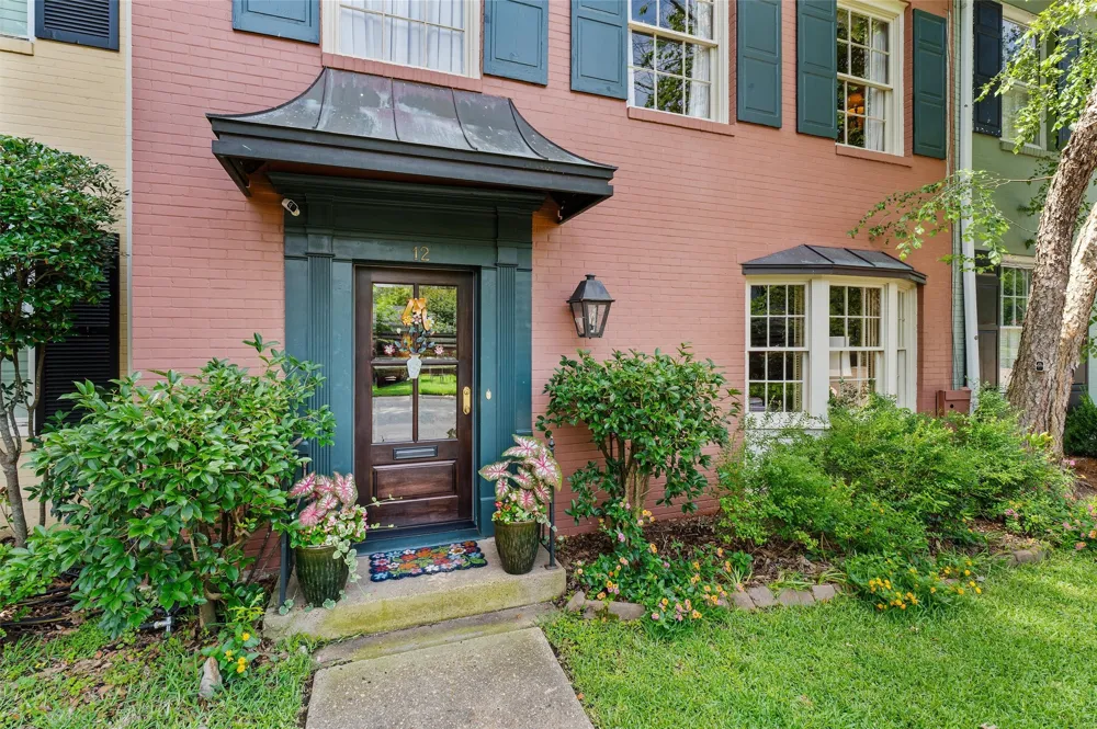 3801 Creswell #12 Shreveport, LA 71106