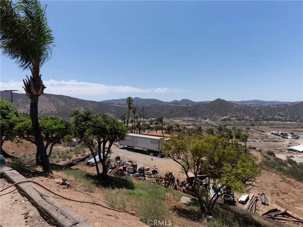 11296 Margurite Canyon Drive Lakeside, CA 92040