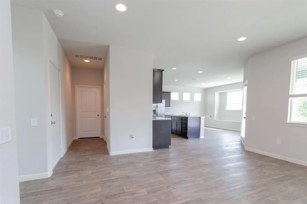 14614 Frankel Loop Pflugerville, TX 78660