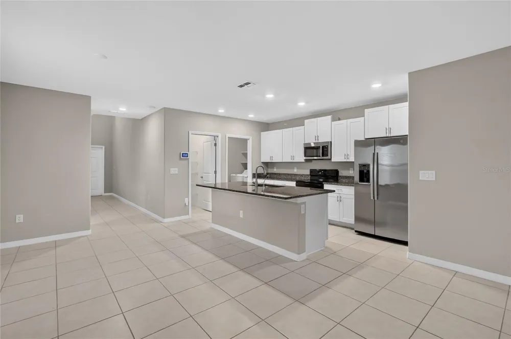 1779 YELLOW TRAIL Lakeland, FL 33801