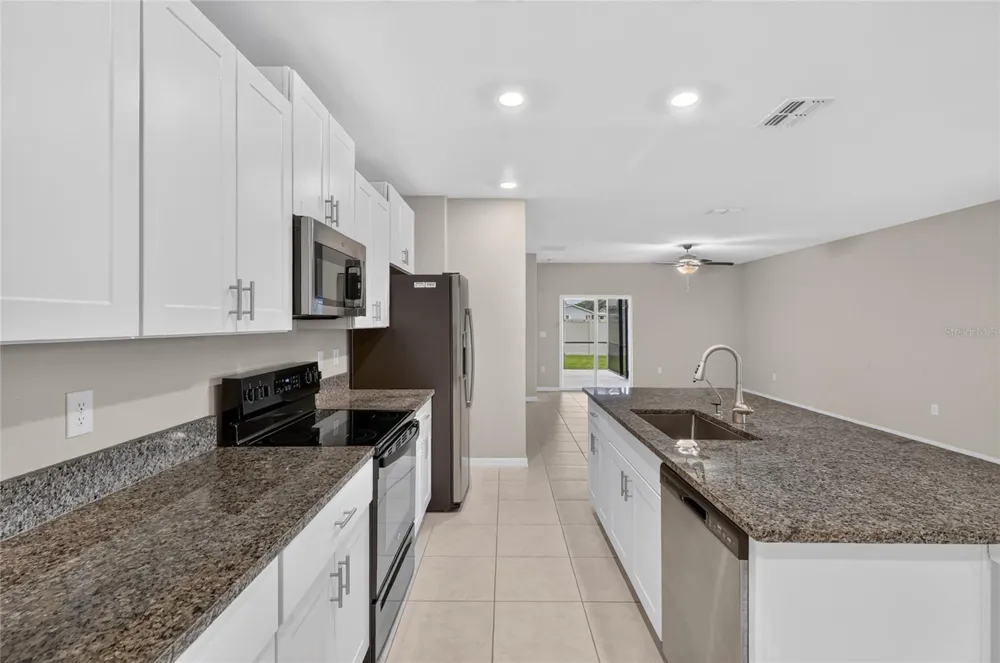 1779 YELLOW TRAIL Lakeland, FL 33801