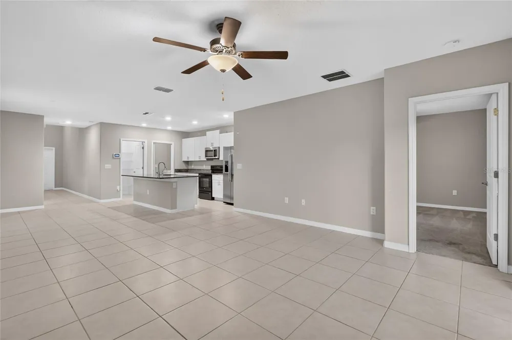 1779 YELLOW TRAIL Lakeland, FL 33801