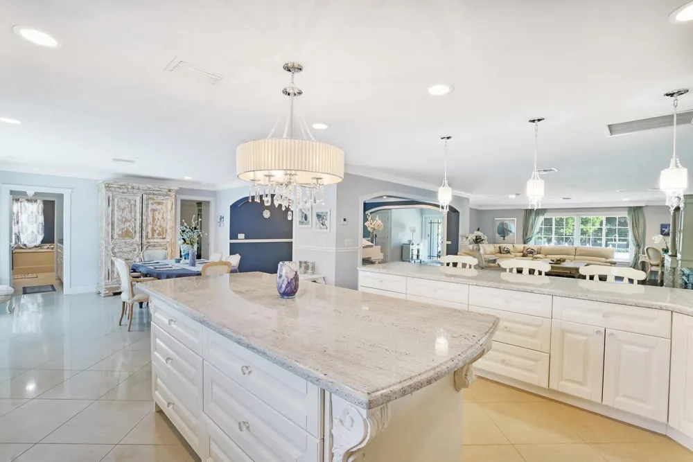 17 E Ocean Avenue Ocean Ridge, FL 33435