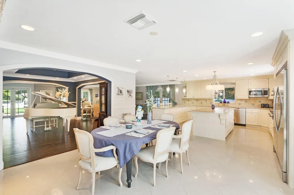 17 E Ocean Avenue Ocean Ridge, FL 33435