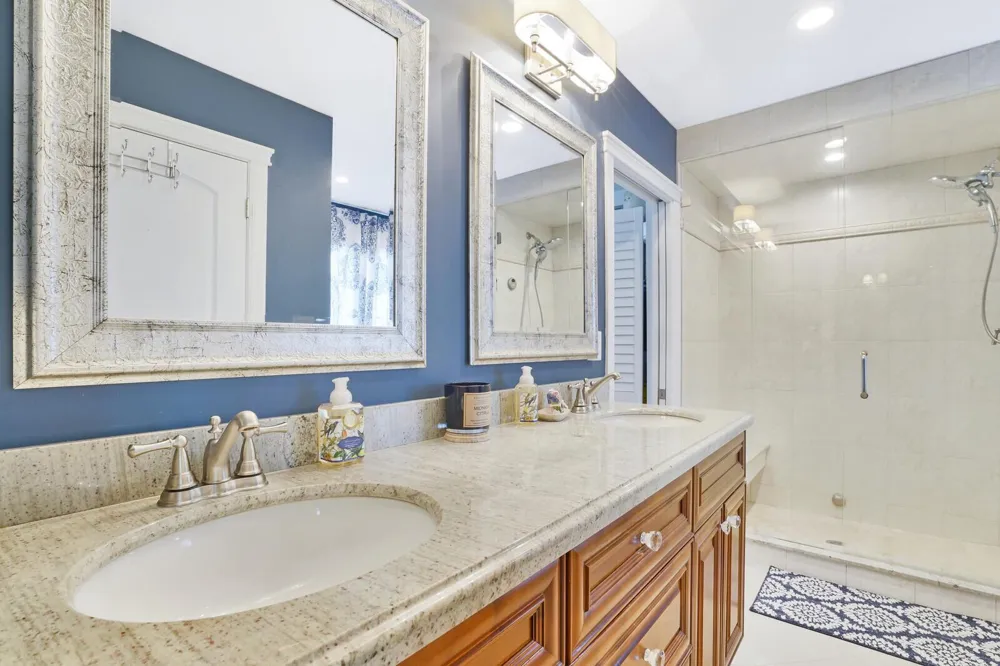 17 E Ocean Avenue Ocean Ridge, FL 33435