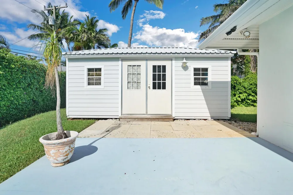 17 E Ocean Avenue Ocean Ridge, FL 33435