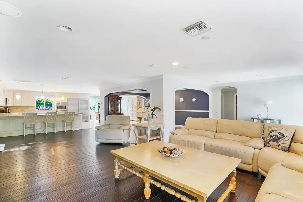 17 E Ocean Avenue Ocean Ridge, FL 33435