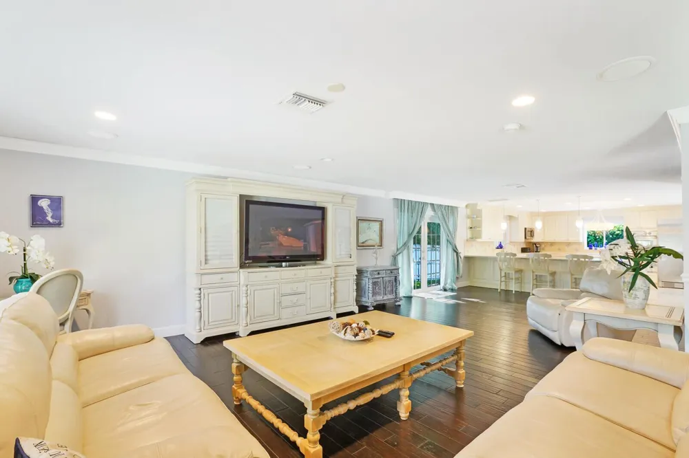17 E Ocean Avenue Ocean Ridge, FL 33435