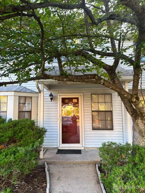 404 maplecrest Road