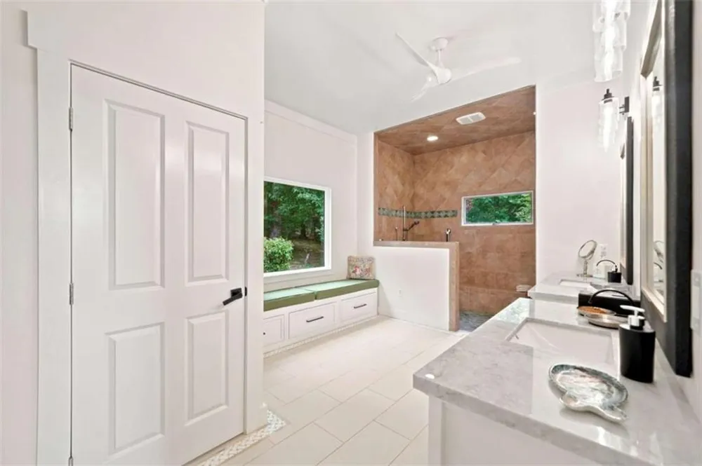 714 Clearview Drive Talking Rock, GA 30175