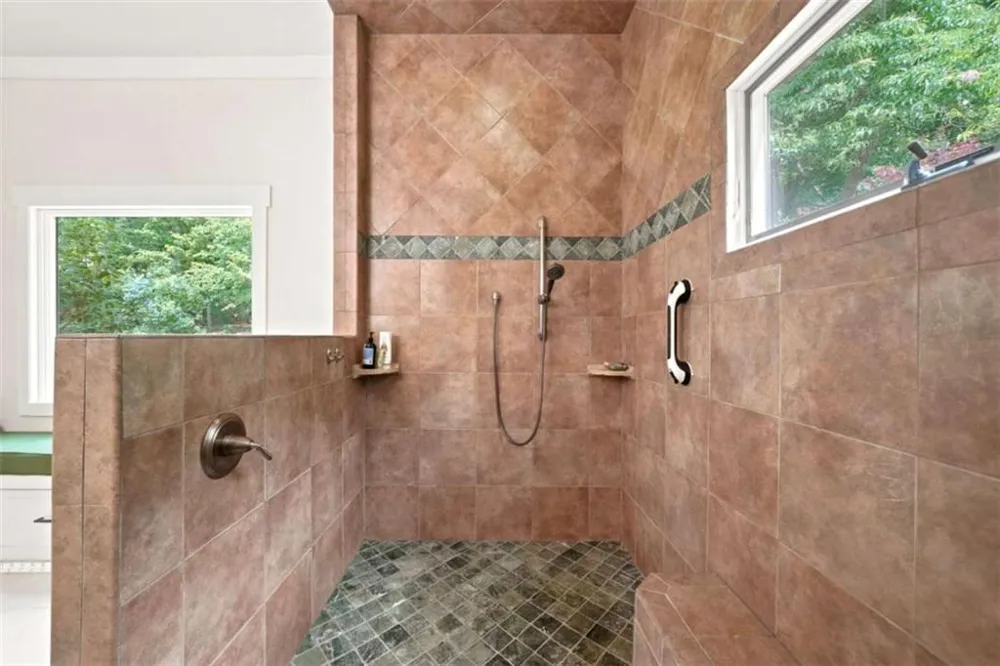 714 Clearview Drive Talking Rock, GA 30175
