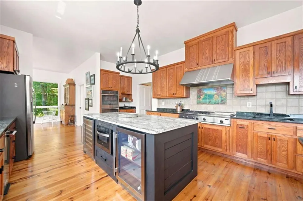 714 Clearview Drive Talking Rock, GA 30175