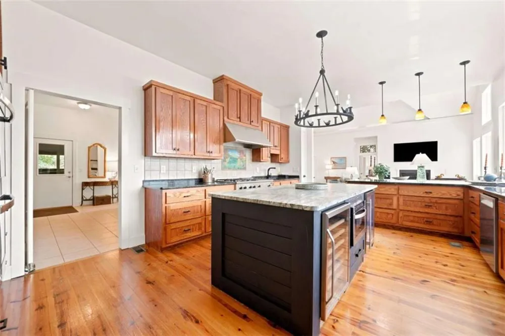 714 Clearview Drive Talking Rock, GA 30175
