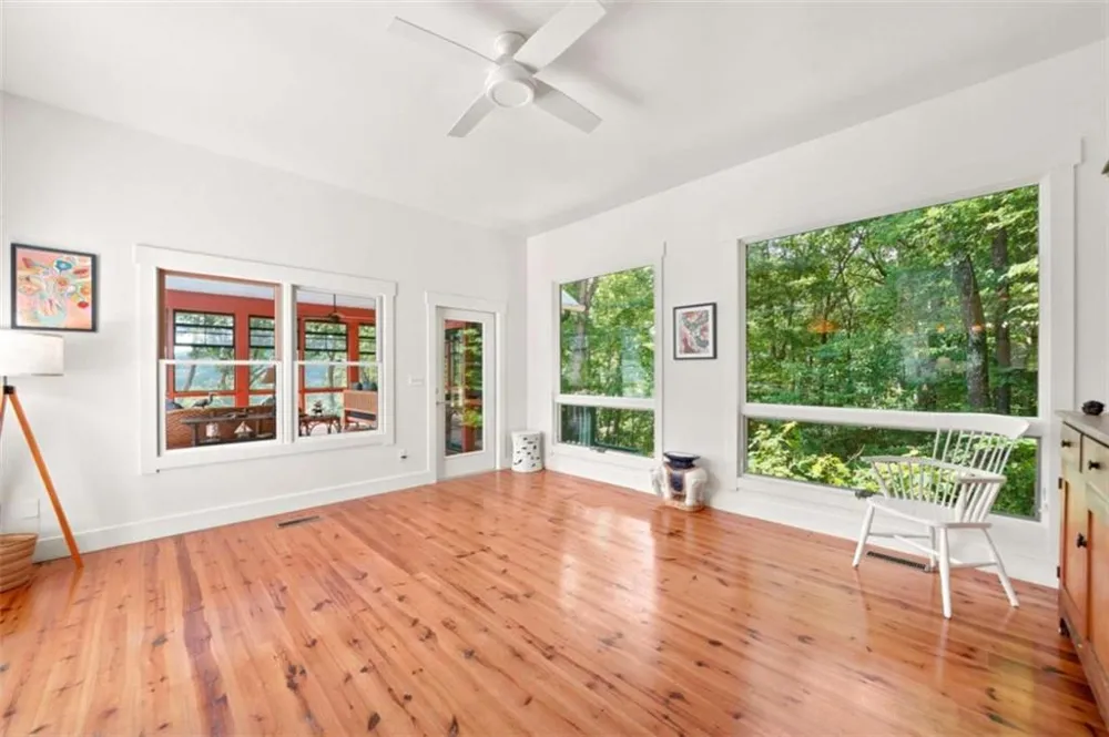 714 Clearview Drive Talking Rock, GA 30175