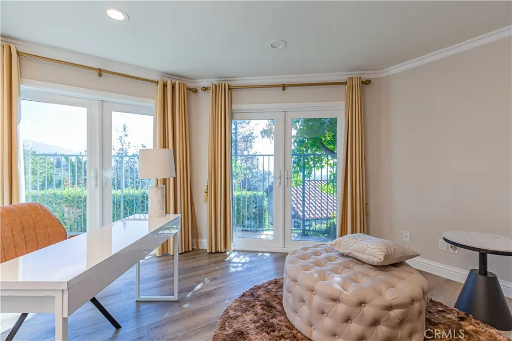 834 Cloverview Glendora, CA 91741