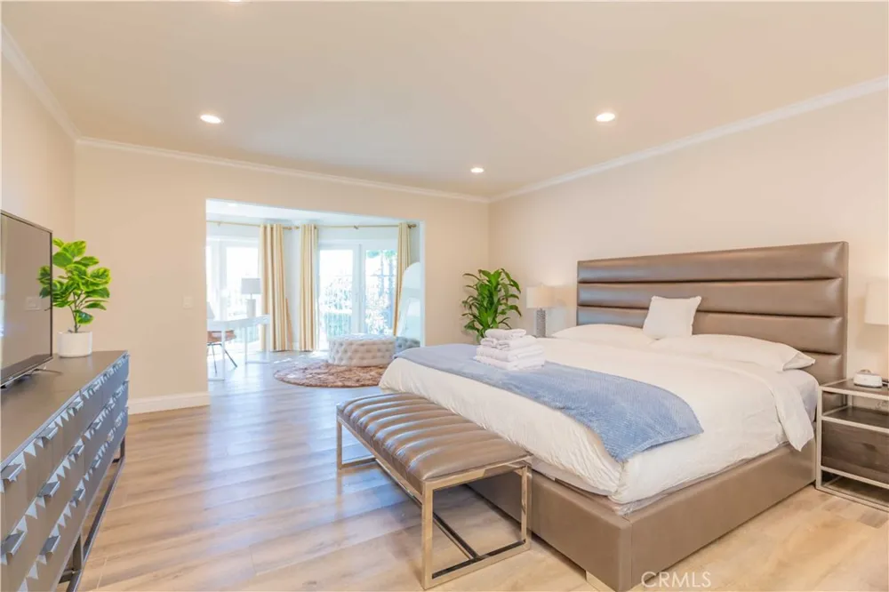 834 Cloverview Glendora, CA 91741