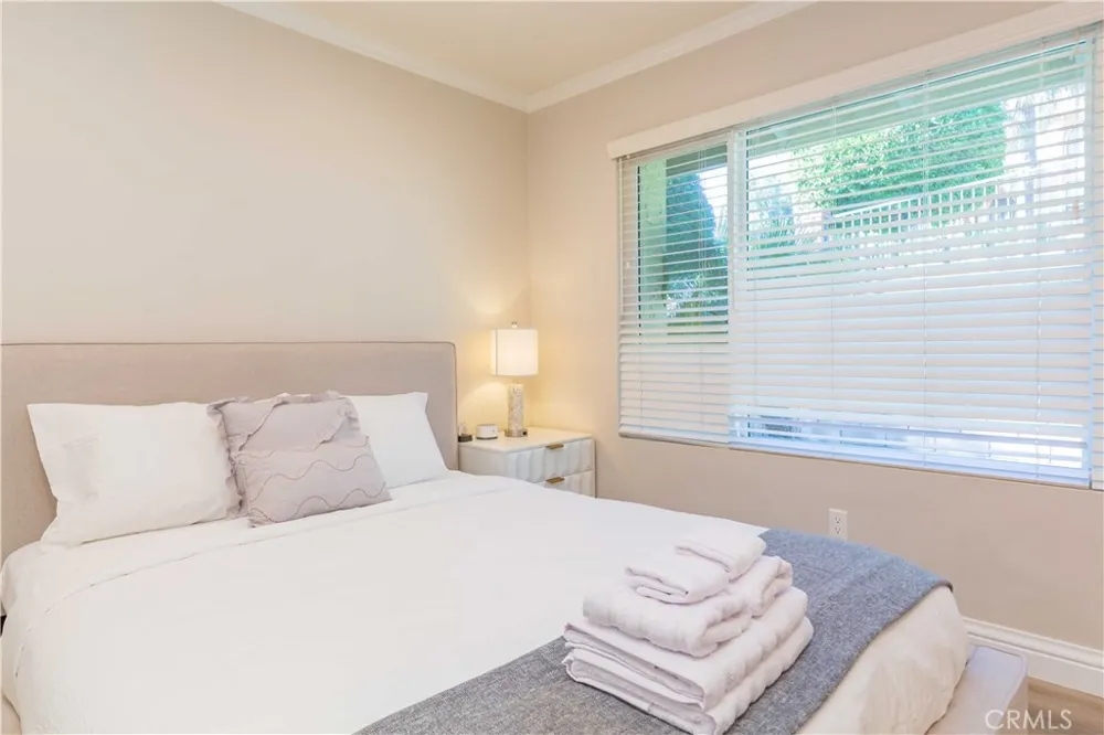 834 Cloverview Glendora, CA 91741