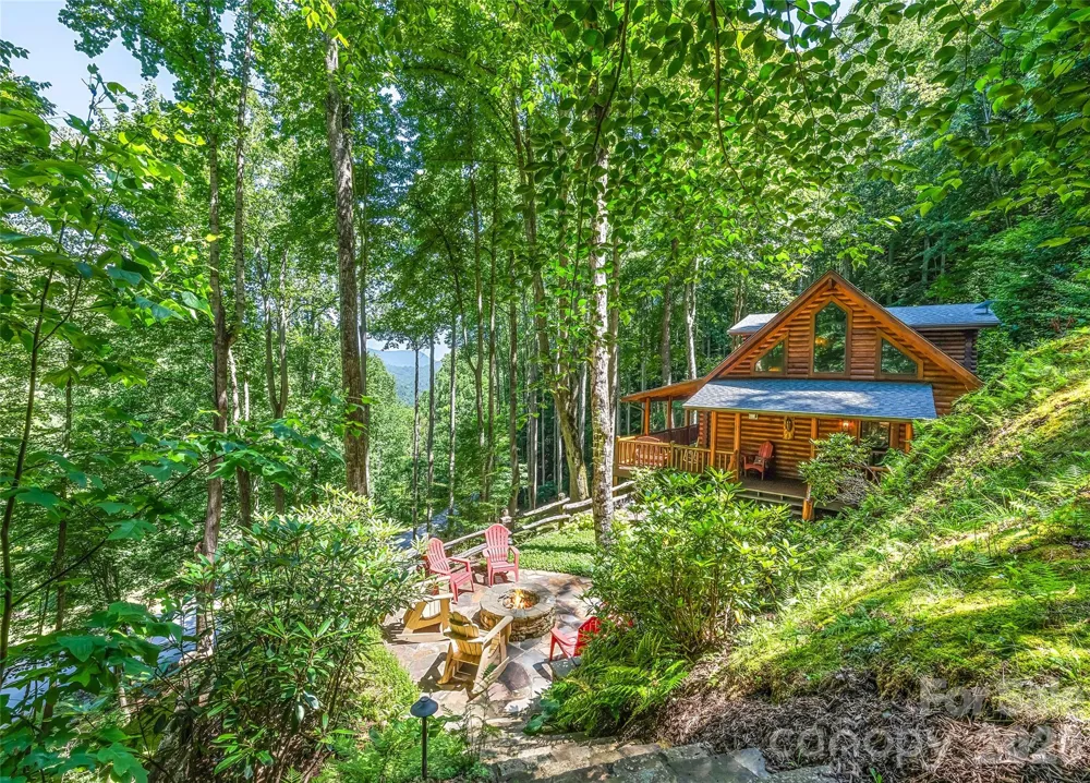 26 Tawodi Trail Maggie Valley, NC 28751