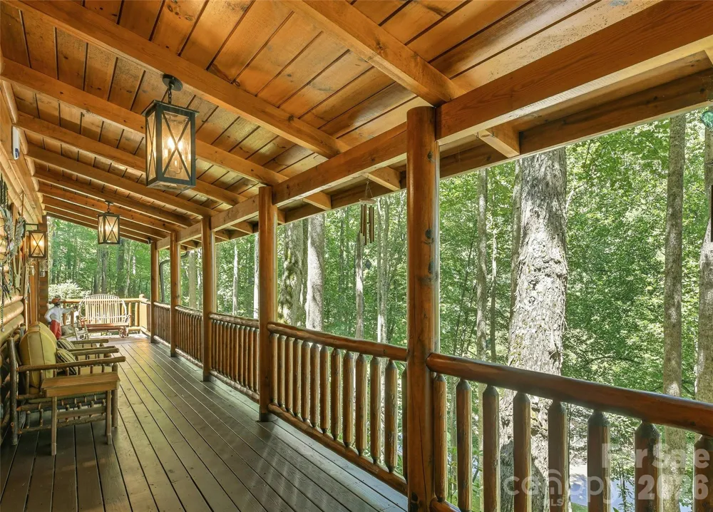 26 Tawodi Trail Maggie Valley, NC 28751