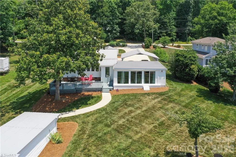 2113 Warf Road Lexington, NC 27292