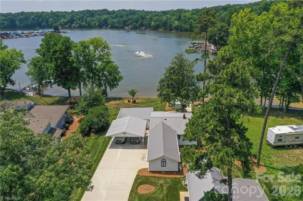 2113 Warf Road Lexington, NC 27292