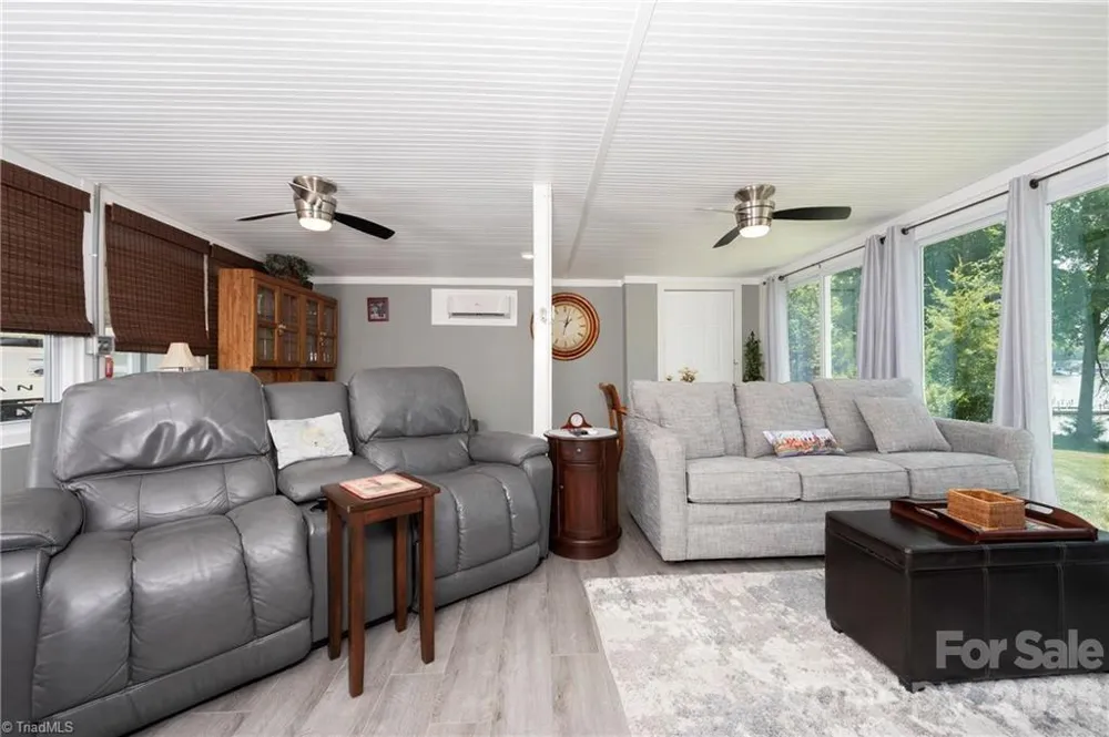 2113 Warf Road Lexington, NC 27292