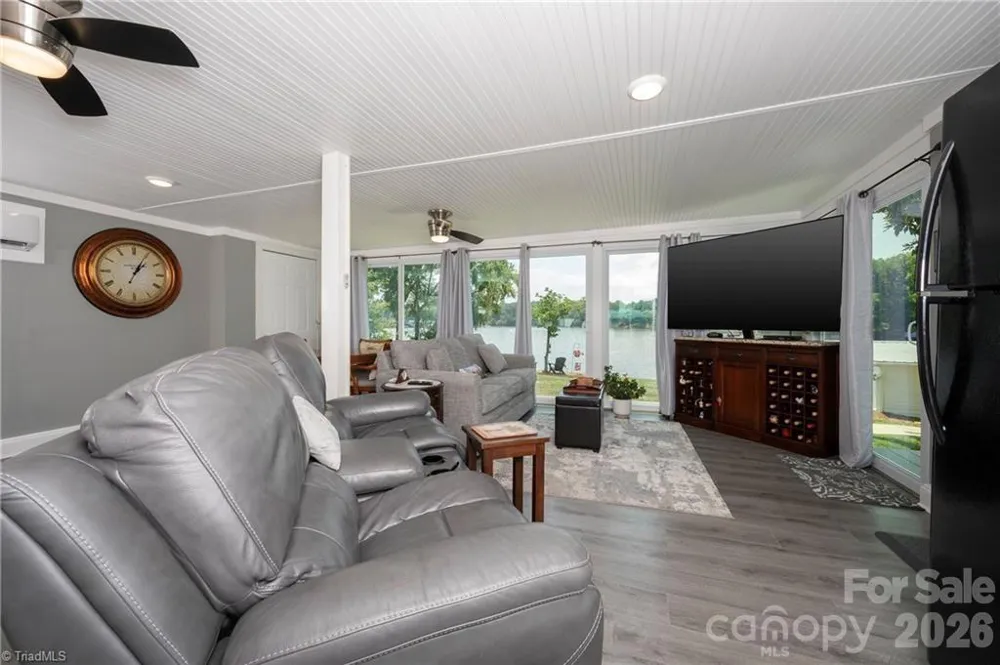 2113 Warf Road Lexington, NC 27292