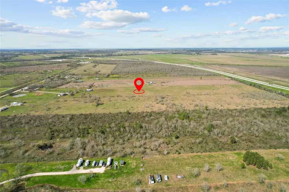1157 County Road 491 Dayton, TX 77535