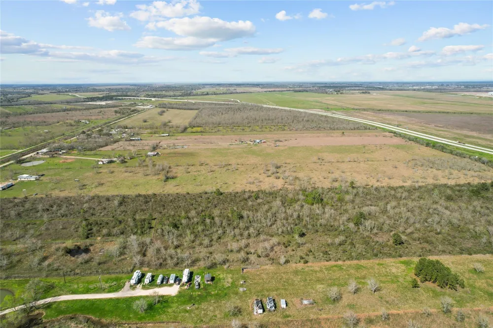 1157 County Road 491 Dayton, TX 77535