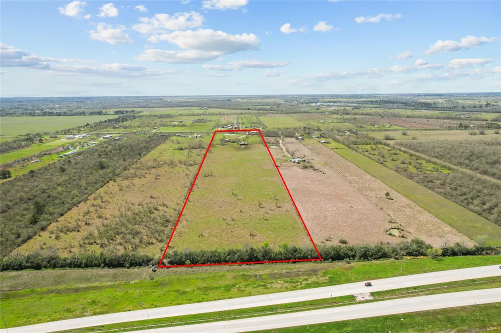 1157 County Road 491 Dayton, TX 77535