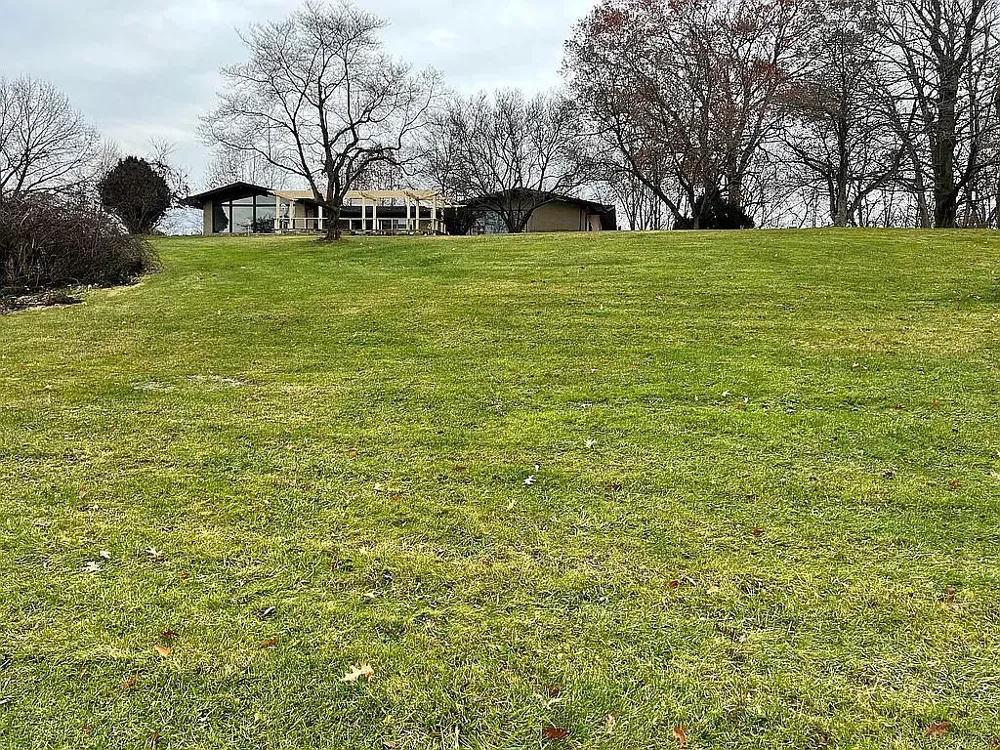 6530 Paw Paw Avenue Coloma Charter Township, MI 49038