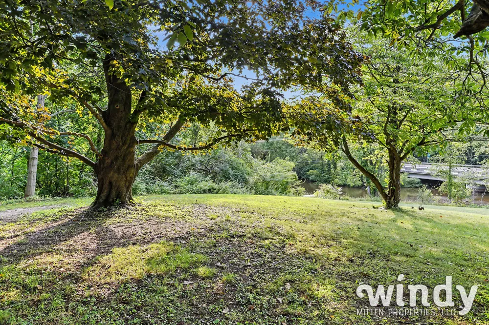 6530 Paw Paw Avenue Coloma Charter Township, MI 49038