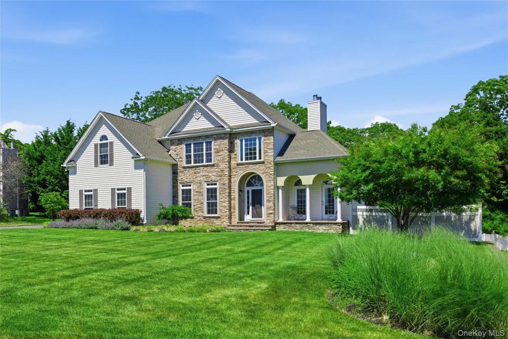 47 Grassland Circle Mount Sinai, NY 11766