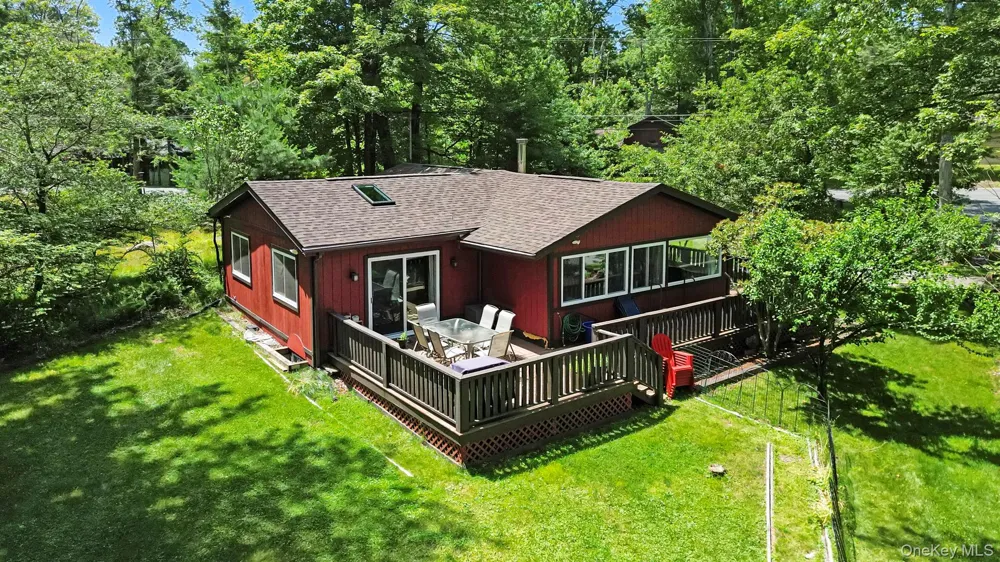 6 Berkshire Trail Bethel, NY 12720